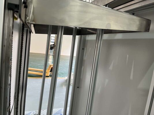 Μηχανή Πτύχωσης Υπερ-Λεπτων και Υψηλής Απόδοσης από Υαλοβάμβακα με Διαχωριστικά για Περιβάλλοντα Καθαρού Χώρου και Εργαστηριακή Χρήση