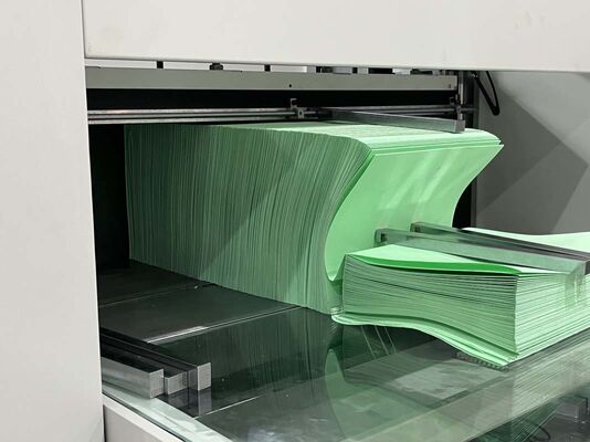 Μηχανή πτύχωσης υλικού φίλτρου τύπου μαχαιριού πλήρως αυτόματη, βελτιστοποιημένη για απόδοση, με μεγάλο ύψος πτυχώσεων, για την αυτοκινητοβιομηχανία